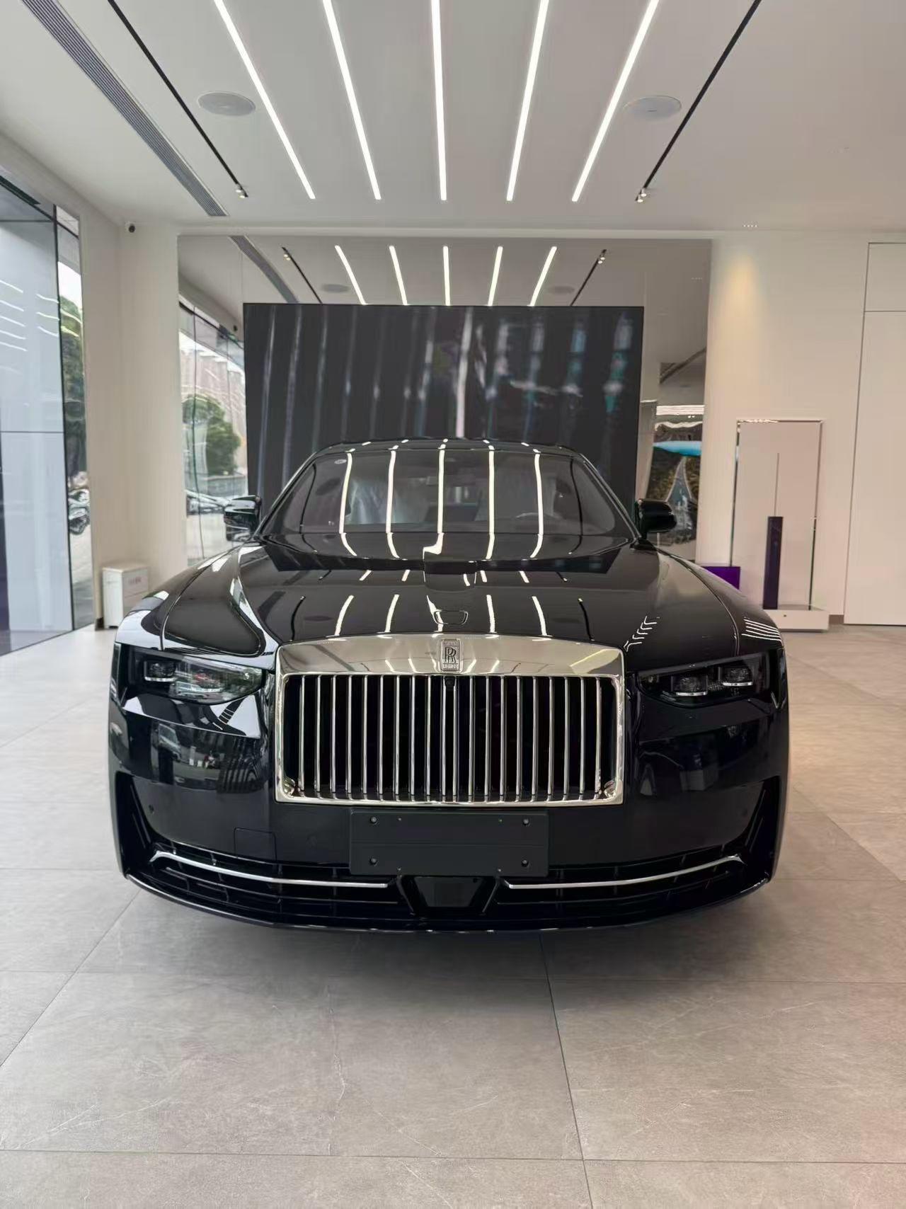 古思特 加长版 黑外绿松石 25年上牌 3000公里 原版原漆我与汽车的日常