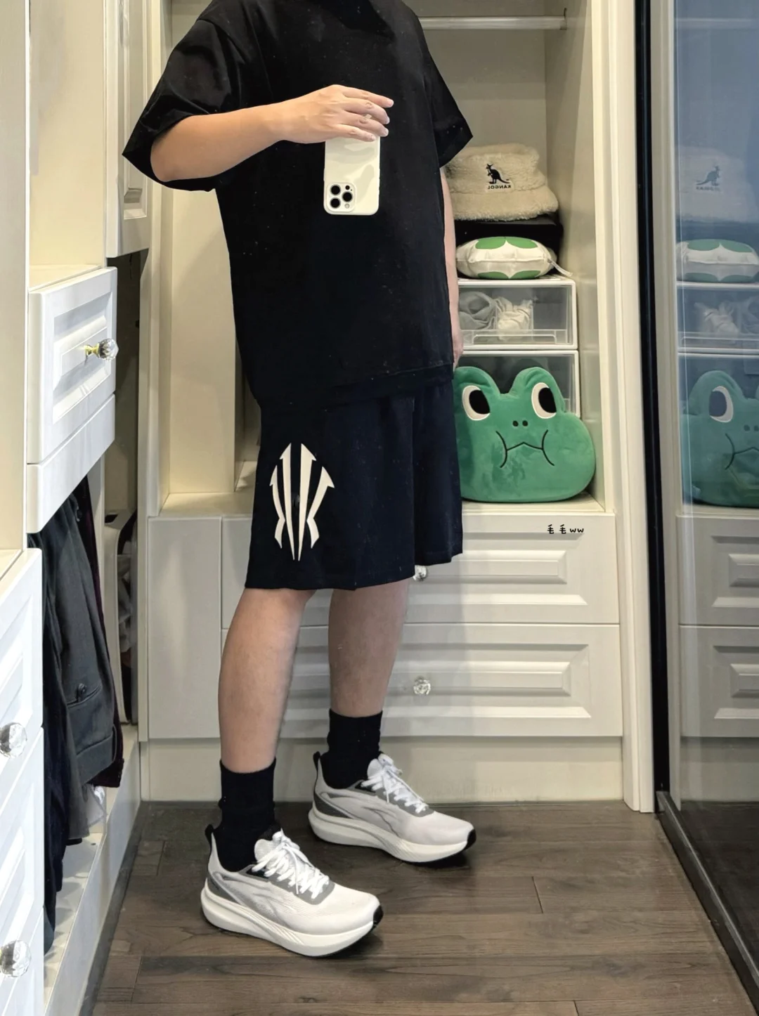 运动短裤｜松弛感穿搭