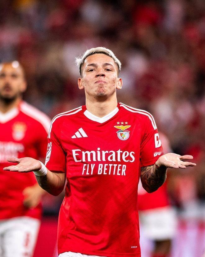 普雷斯蒂安尼被欧足联以“歧视性（即恐同）行为”处以6场禁赛，并且请求国际足联以求