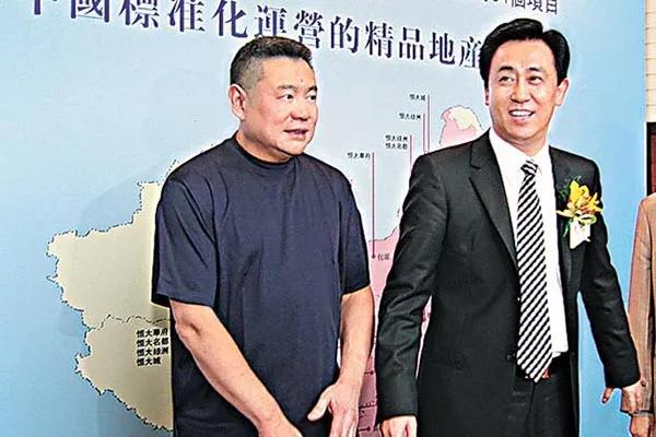 香港富豪刘銮雄称没有生许家印的气，恒大投资都是自己决定的！
恒大出问题后，平时，