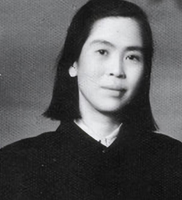 毛主席去世仅一个月后，贺子珍对李敏坦言自己终于能够开始做自己喜欢的工作了

19