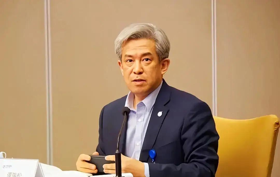 被免去职务三年多的谭瑞松，终究还是迎来了这一天。

纵观谭瑞松的仕途生涯，可以说