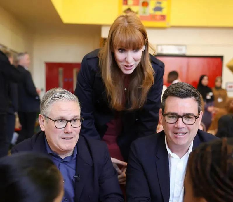 英国工党在威尔士和英格兰的地方选举中失利后，仍在寻求能够改变现状的方案。而在此次