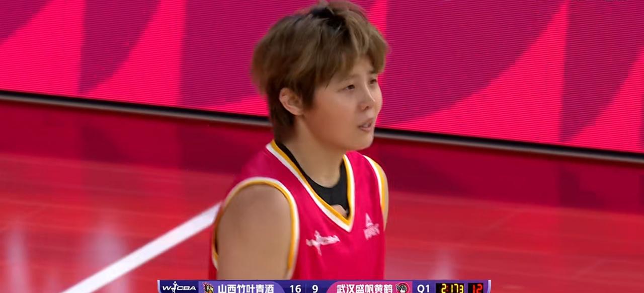 3月26日晚，WCBA季后赛1/4决赛开打，山西女篮主场对阵武汉女篮。结果毫无悬