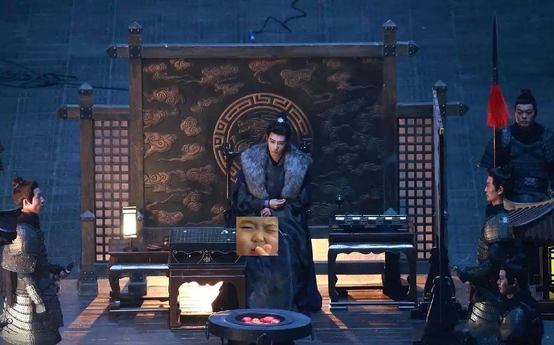 这青天大老爷不比武安侯还帅 