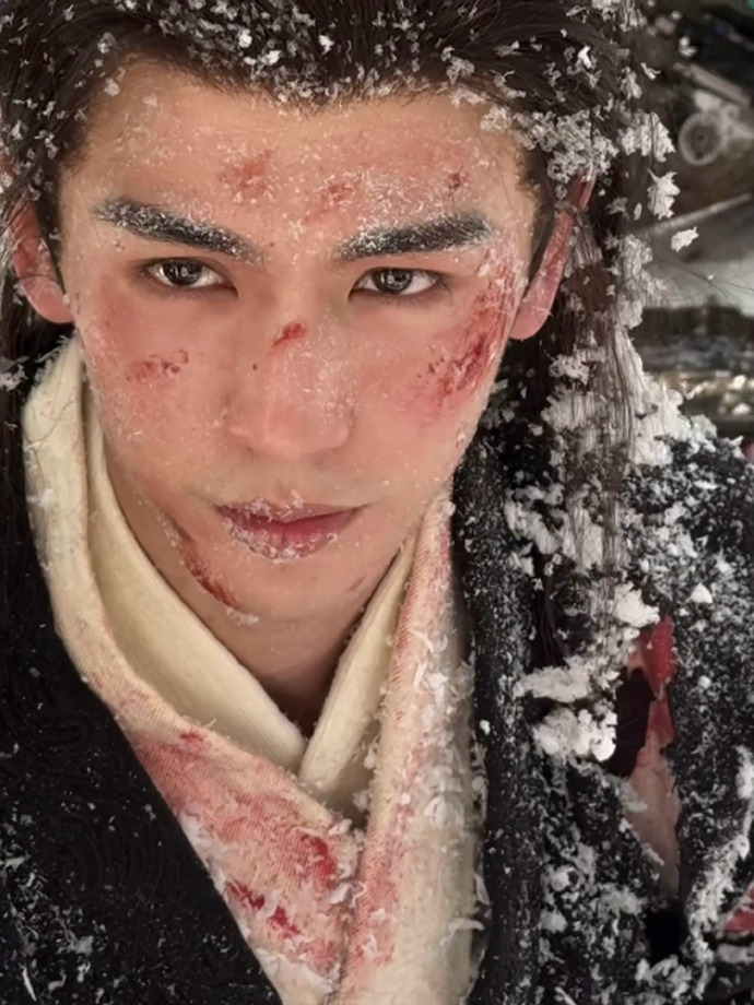 张凌赫你真的不是going吗。。。 