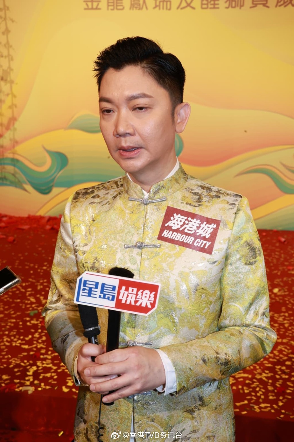 星岛：李丞责批肖牛周秀娜陷是非宜学新技能化解：娱乐圈要到猴年才会好堪舆学家李丞责