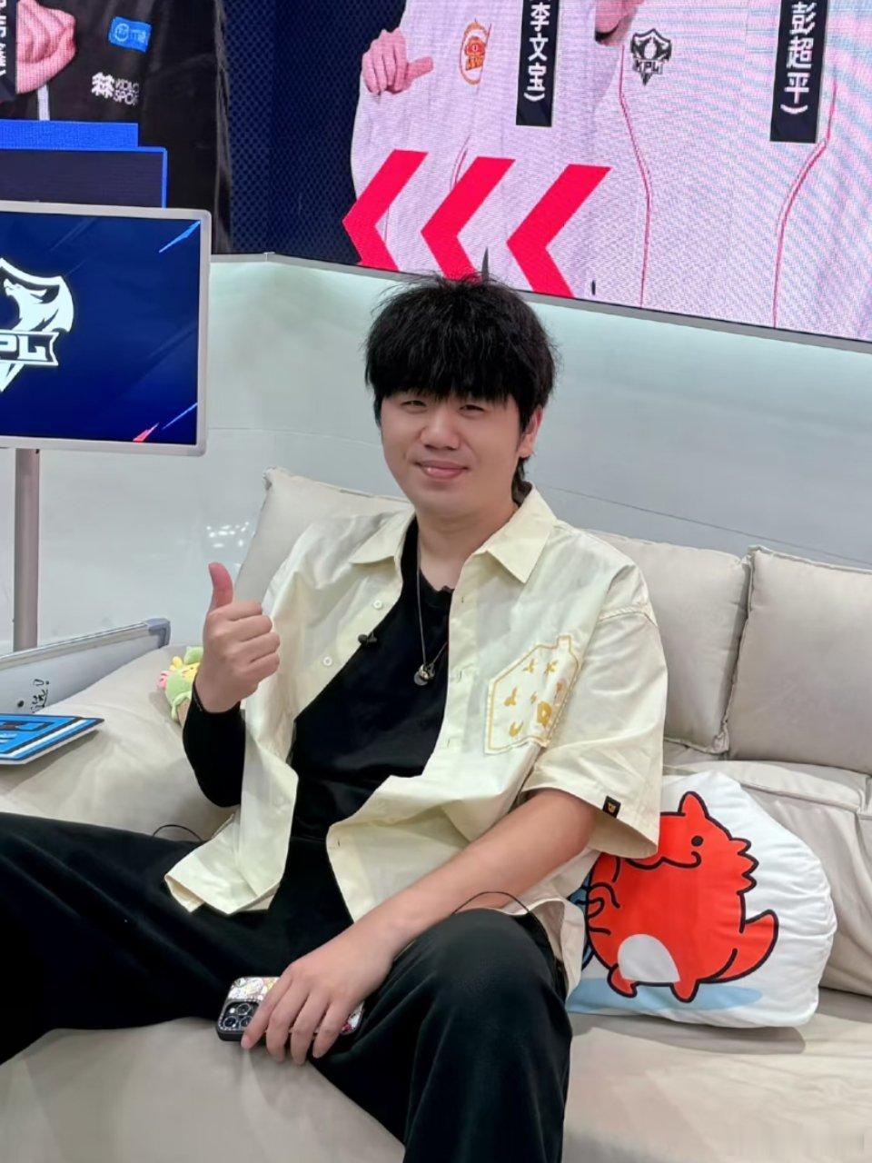 2026kpl夏季赛 很难不觉得小麦和奶茶像吧！kpl
