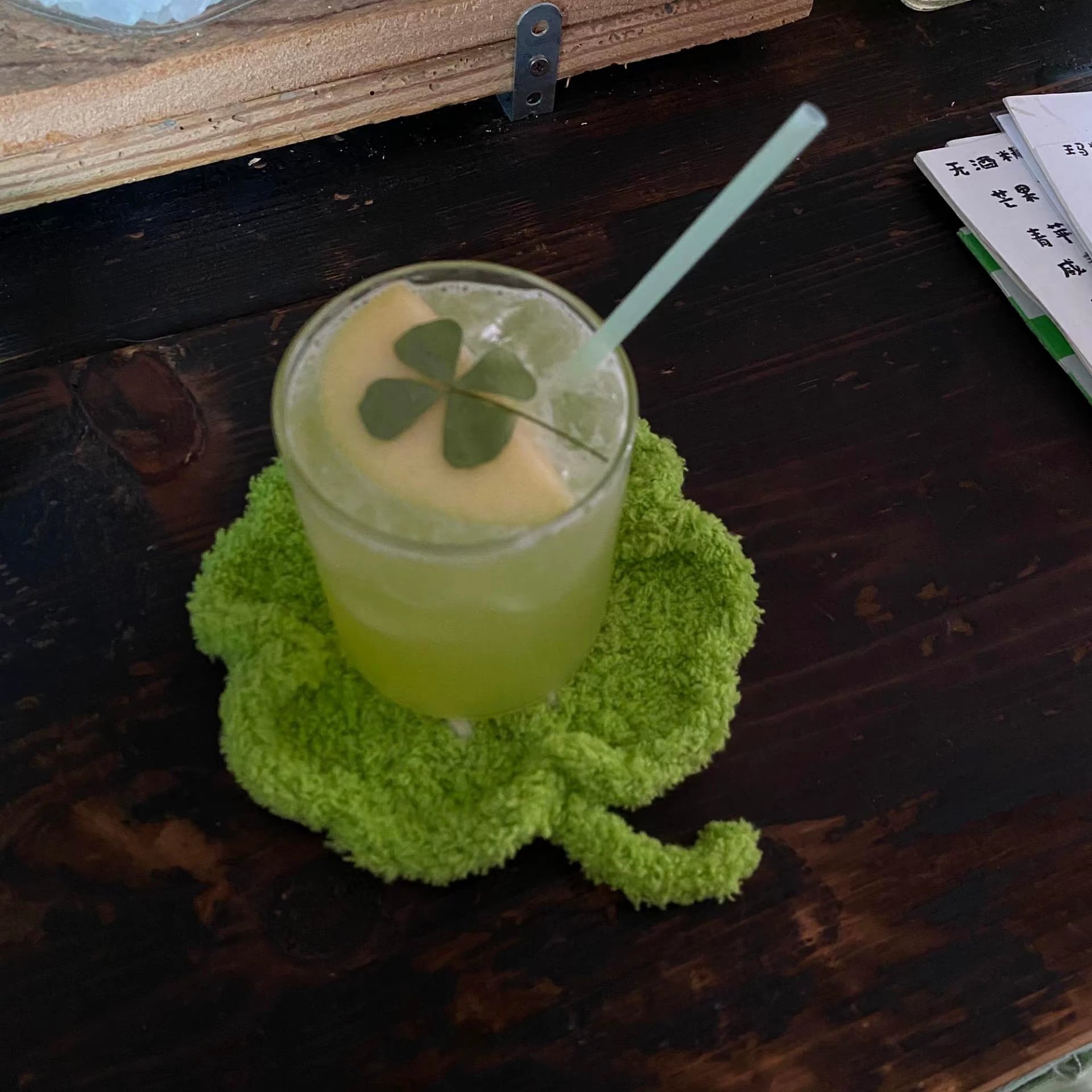 四叶草背景图🍀 