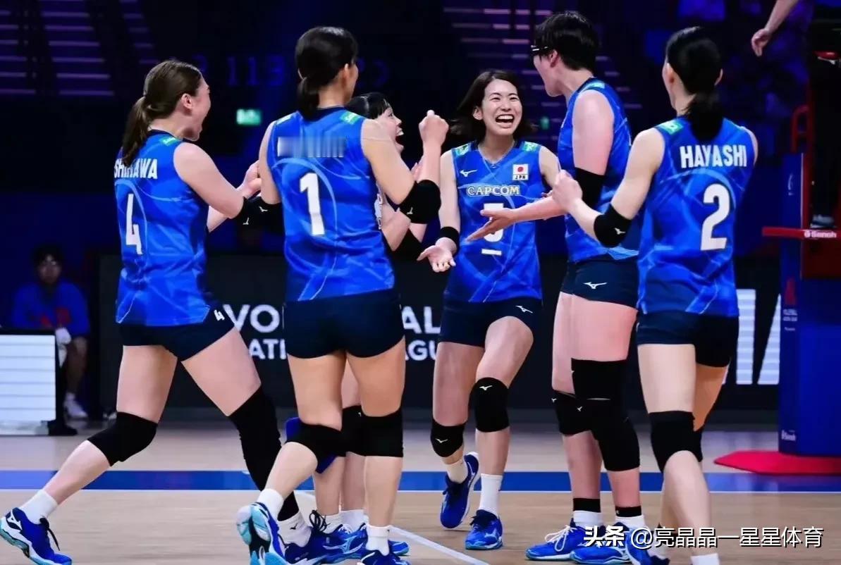 生死战！美国女排VS日本 ，7个没想到[玫瑰]

1，日本女排全主力首发出场

