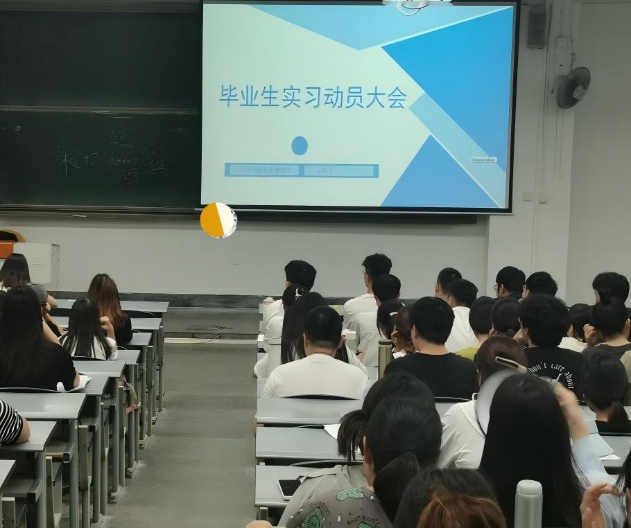 一张毕业证逼着上岗，
 一份实习协议撇清所有责任，
 职校生的实习，从根上就有问