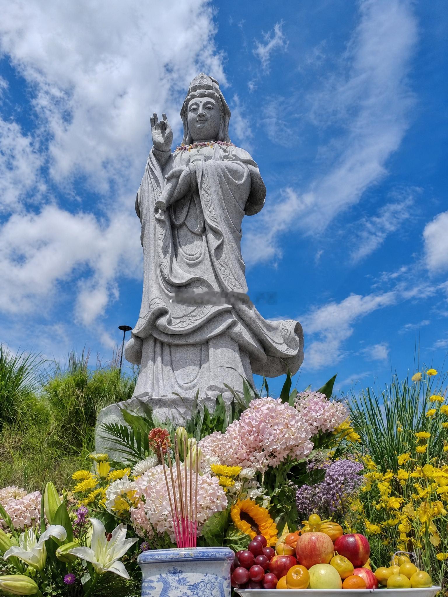 今天是个好日子，天时有利，诸多求谋顺而成。师兄帮大家好运加持心想事成  诸事顺意