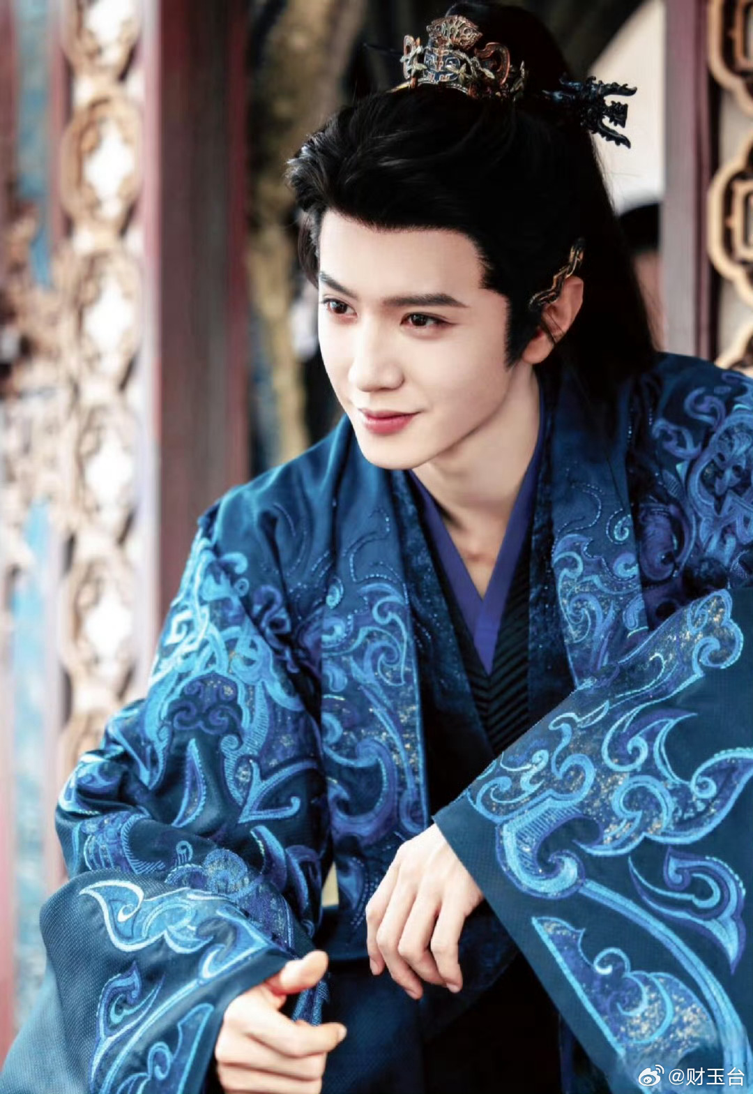 一笑随歌爱奇艺双榜超逐玉 完结半年还能逆风翻盘，登顶双榜反超热播新剧，这才是好剧