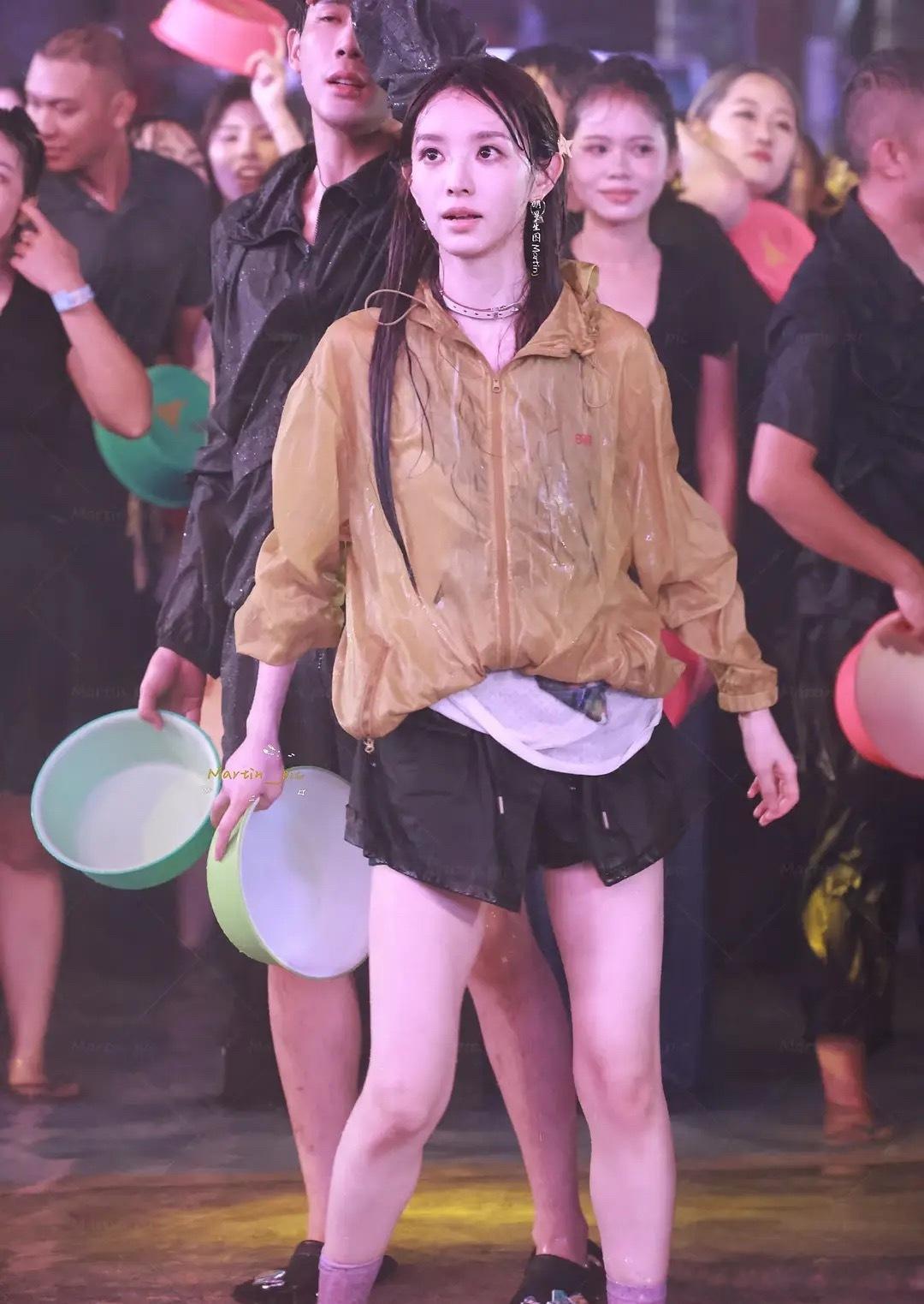 王安宇和田曦薇，完全被泼水节陷害了吧