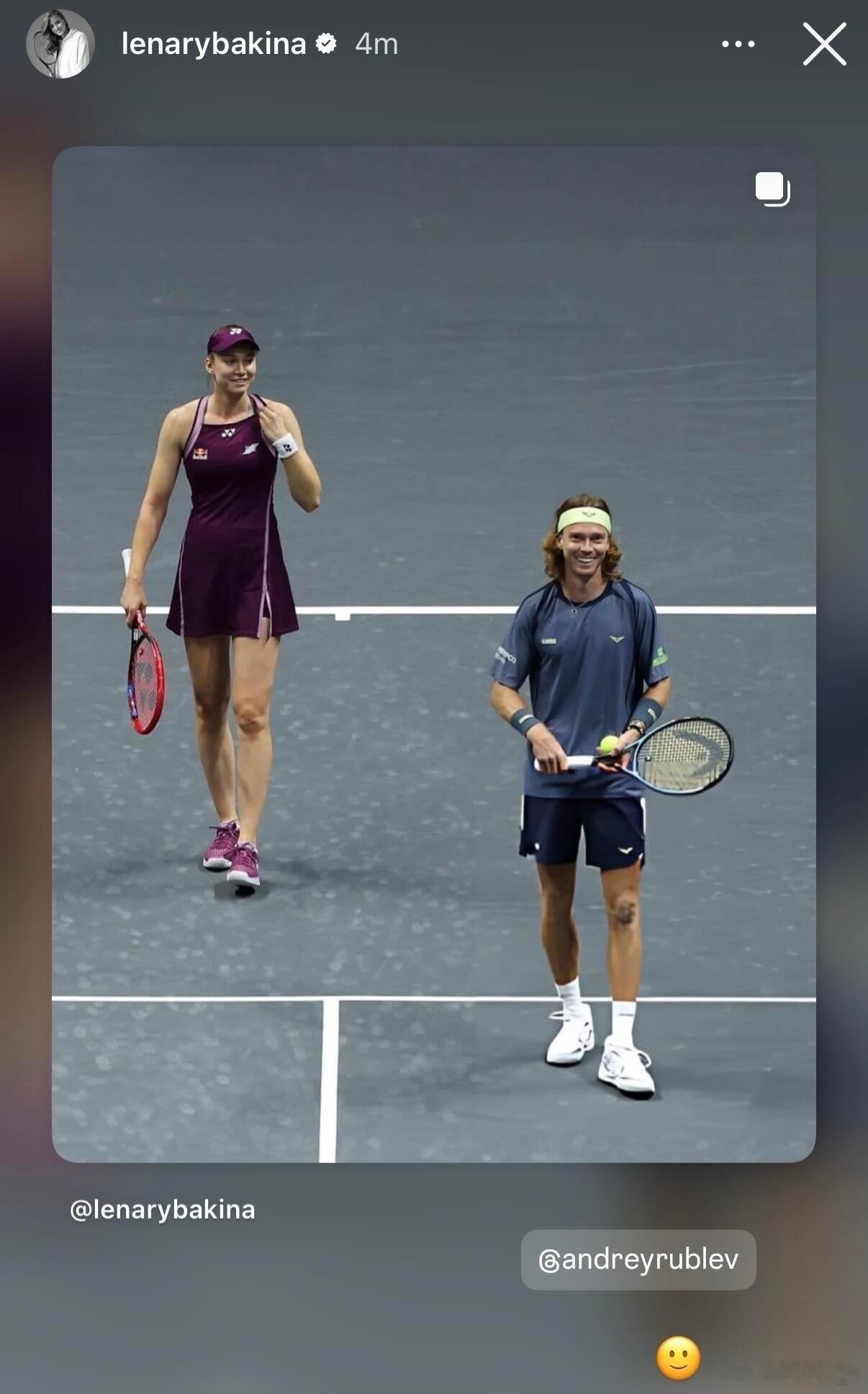 莱巴金娜社媒更新📸和卢布列夫、王欣瑜的合照玩的开心呀～明年见！wtcc世界网球