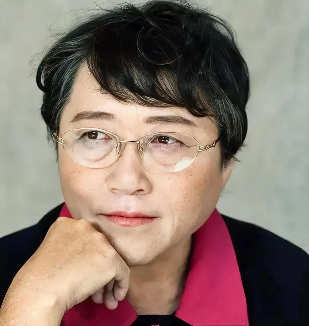 李银河狠戳人性：短暂欢愉最毁人，乐极生悲从不是空话

麻烦看官老爷们右上角点击一