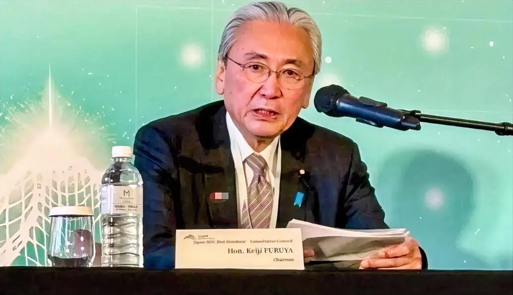 就在刚刚，据央视新闻消息，中方决定对日本国会众议员古屋圭司采取反制措施！

古屋