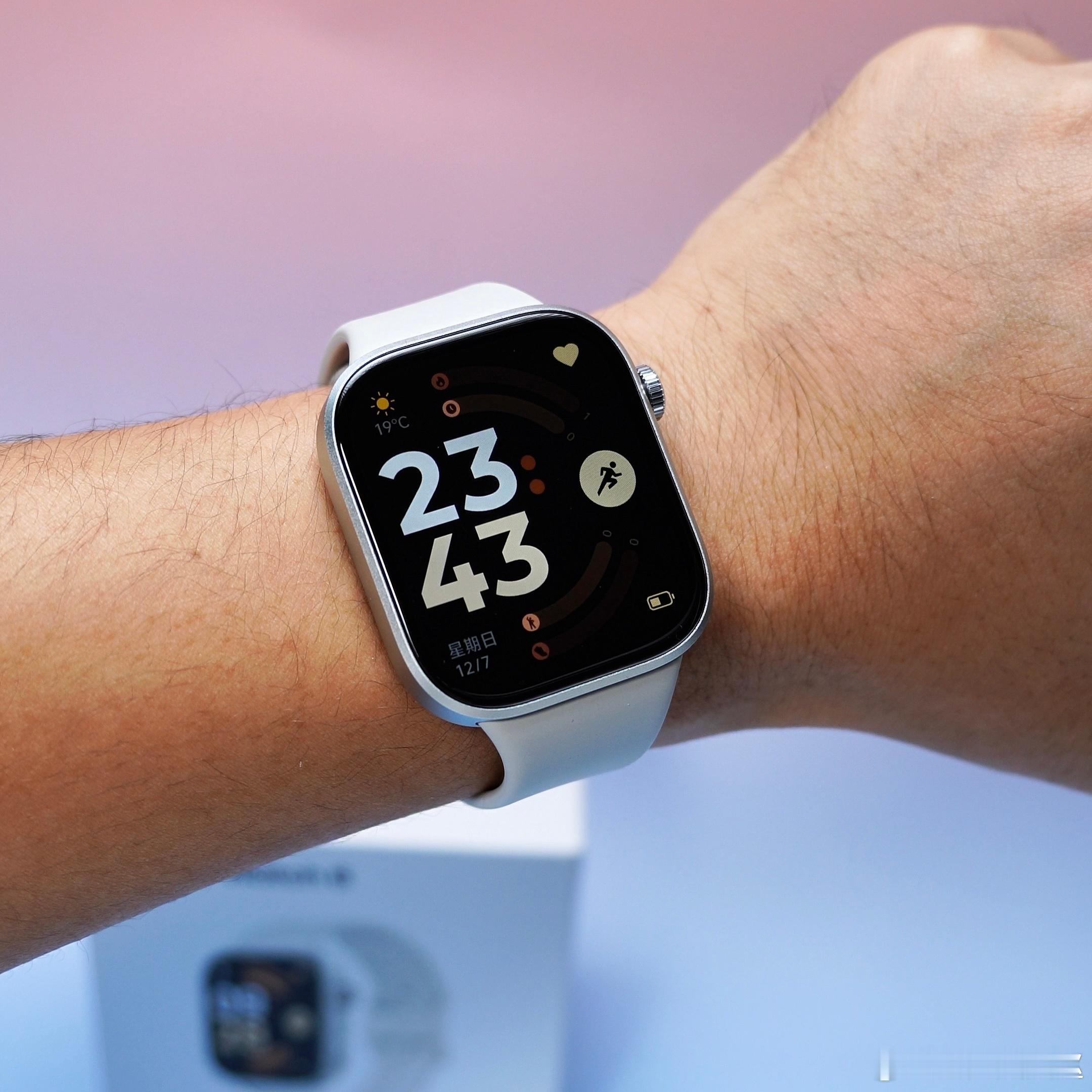 用起来真惊喜！REDMIWatch6绝对是千元价位中全新的“六边形战士”。从开箱