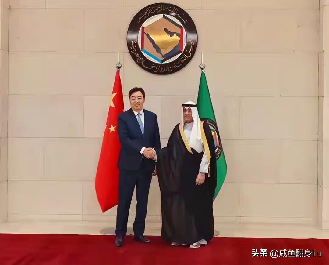 沙特绝对不愿意看到伊朗惨败投降

伊朗总统向中东邻国道歉，沙特也随即态度大转变，