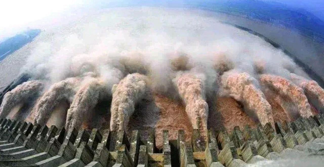 日本网友曾表示：如果中日战争爆发，日本第一个炸的不是中国的重要城市，而是第一个炸