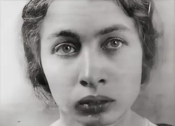 刺杀列宁的女特务卡普兰之谜，大家都看过电影《列宁在1918》电影中，一个女特务刺