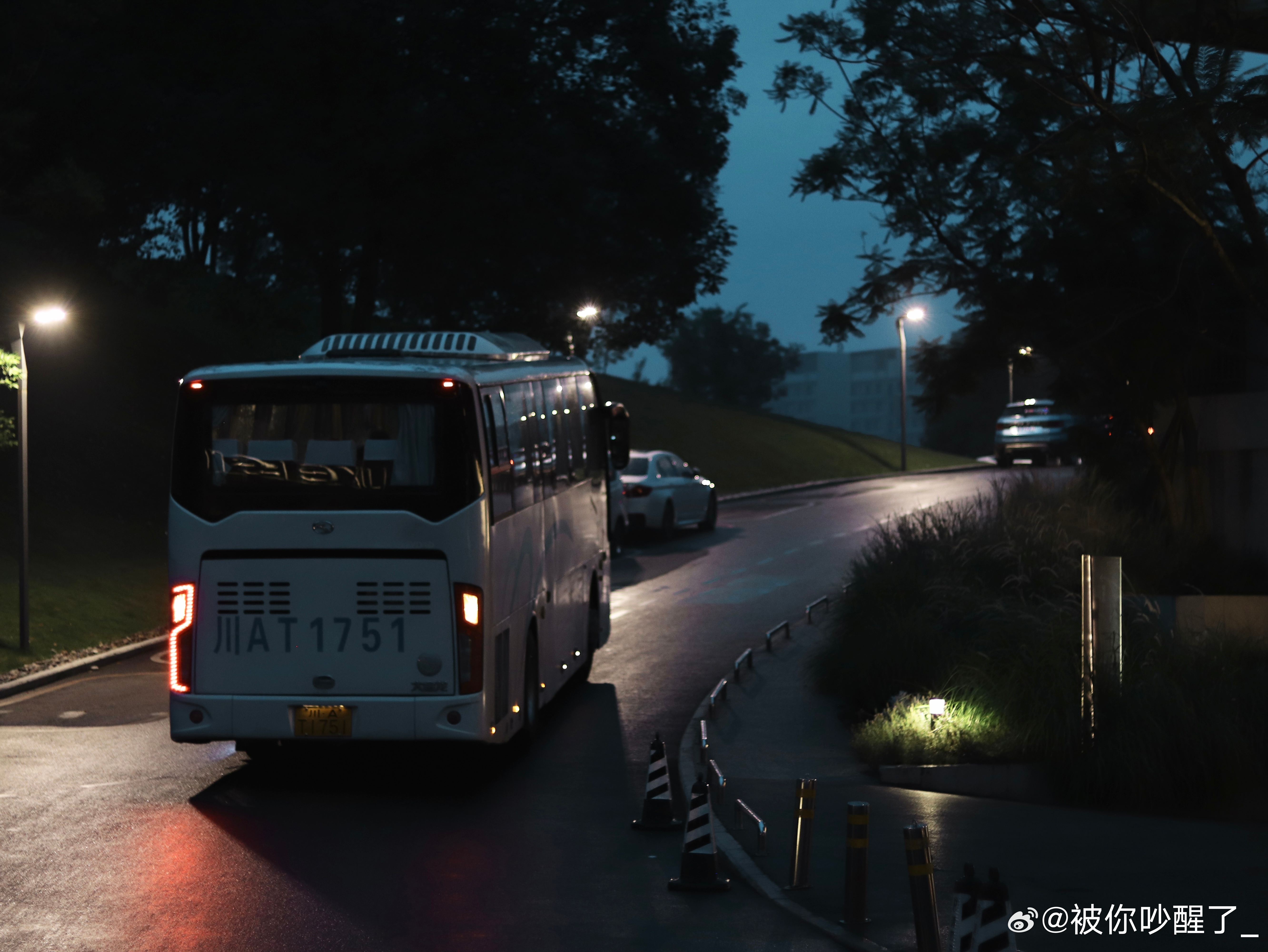 什么玩意。 