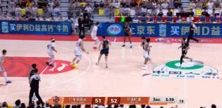 关键飞天大血帽！崔永熙替补出战17分钟拿到4分3板2帽 正负值+8cba名场面c