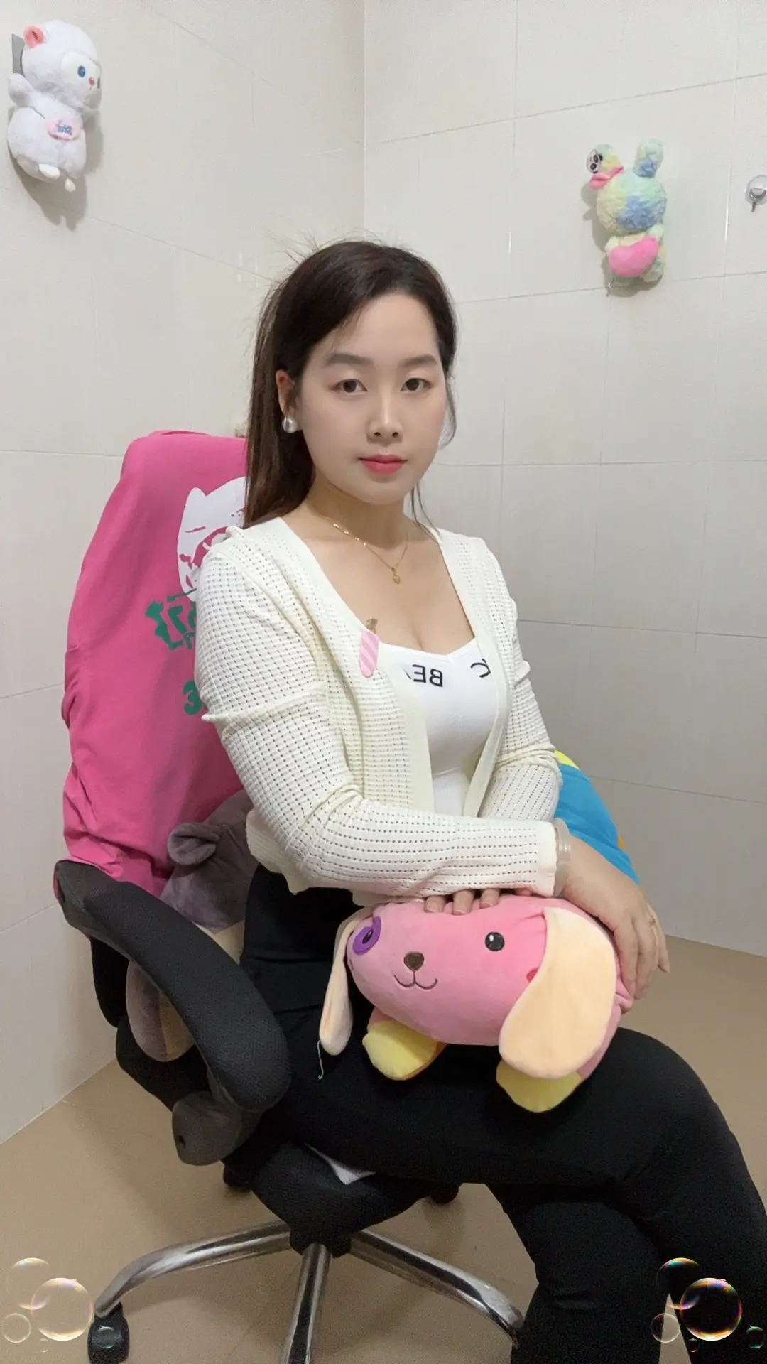如果男人没有经济来源   就算人品再好    在顾家再能干   在别人...