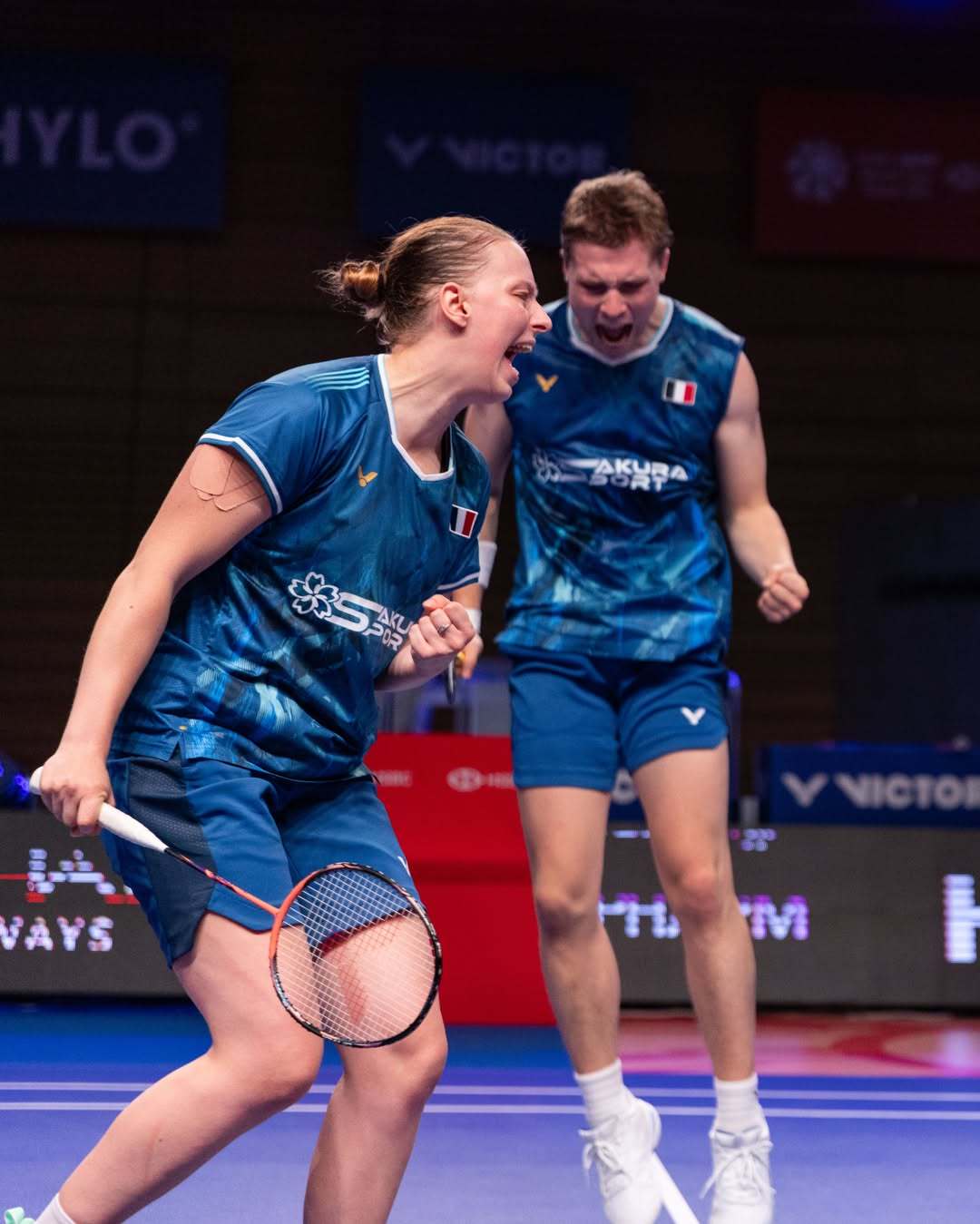 混双决赛：吉凯尔/德尔吕🇫🇷 21-19、21-13 🇩🇰马蒂亚斯/博尔