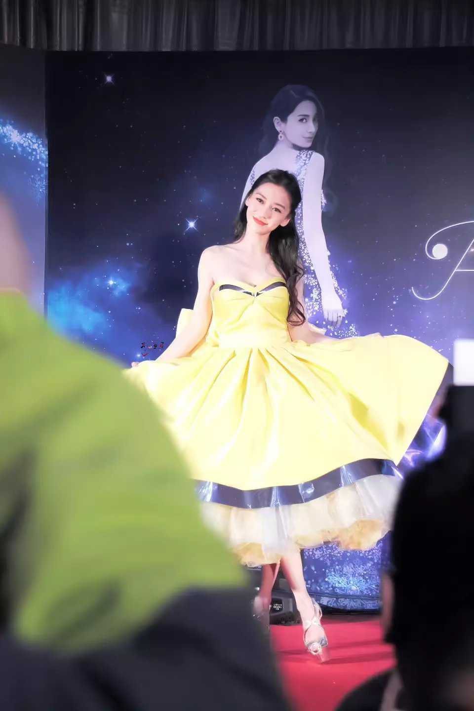 angelababy angelababy 在银河交汇之间，淹没原点，是非你突然