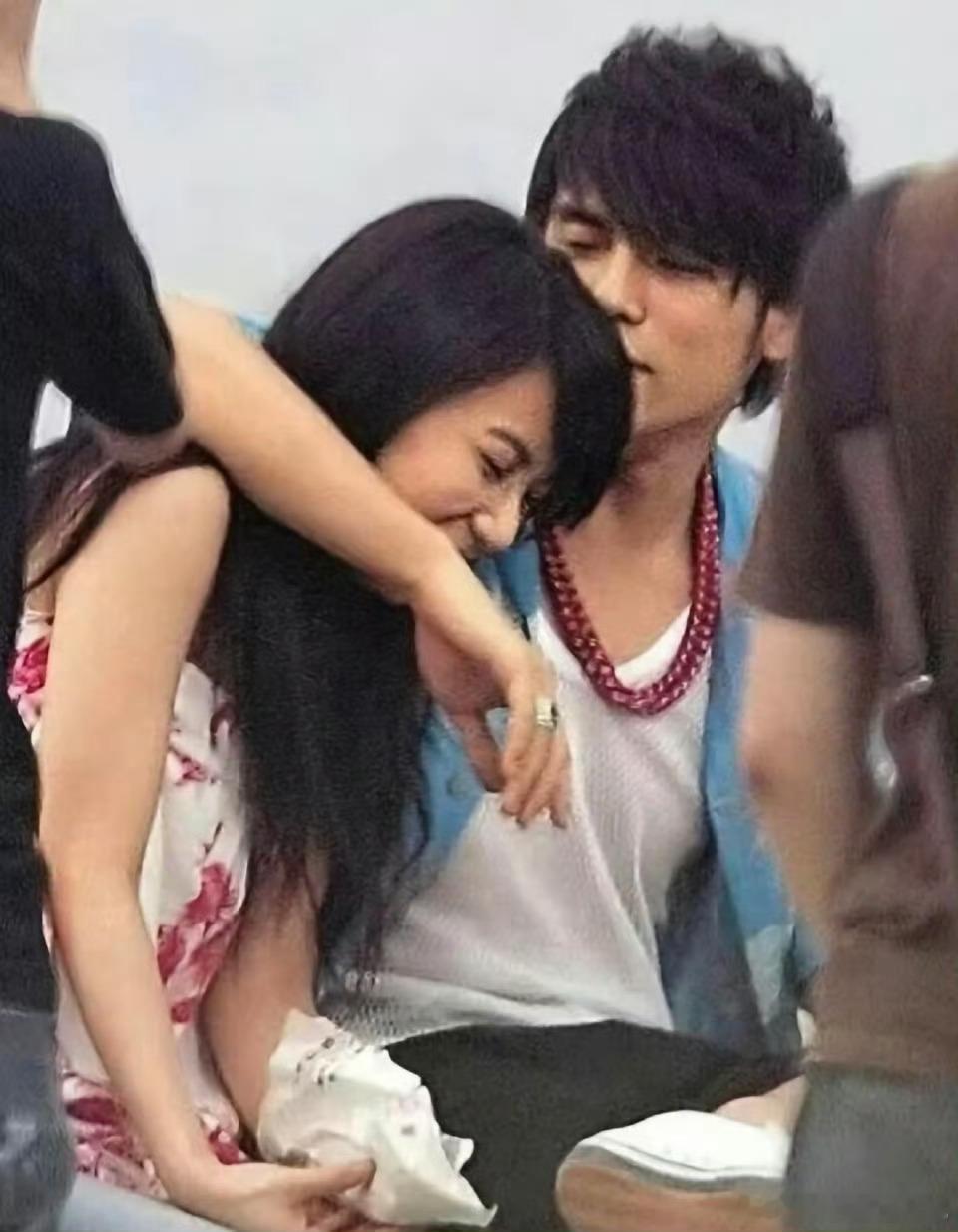 田馥甄回应和周杰伦绯闻纯有病天天炒冷饭，虽然之前觉得田馥甄还不错，但丫是一台独分