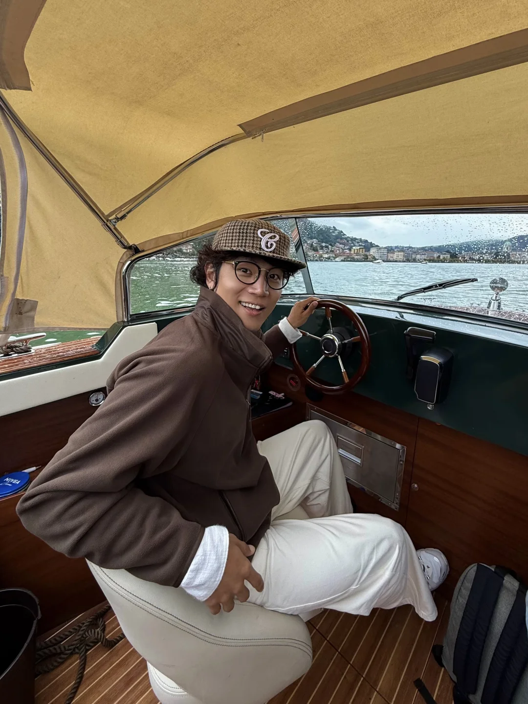 Lake Como兼职船员