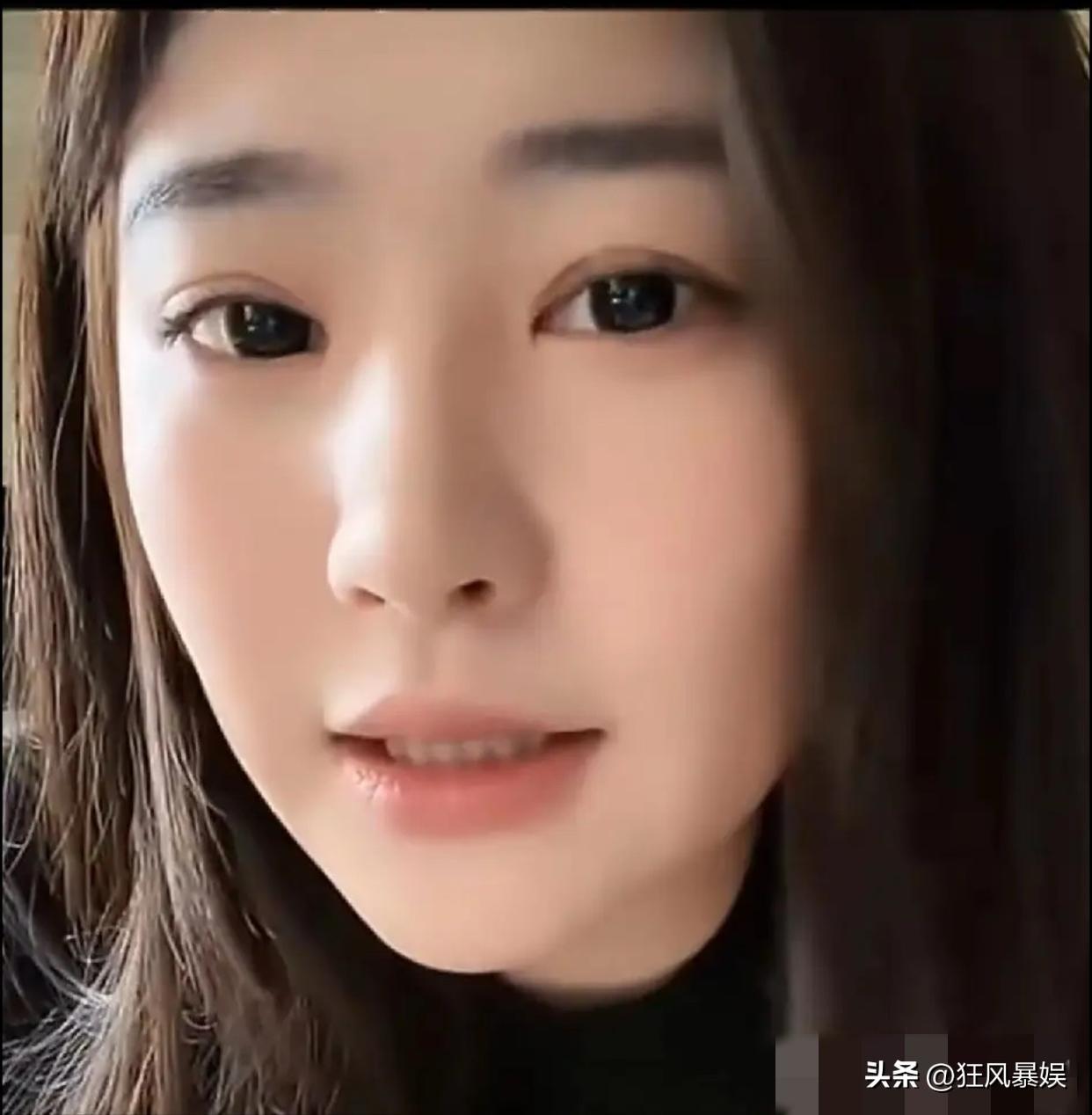 黄一鸣，太聪明了！

3月30日，王思聪前女友黄一鸣突然冲上热搜。这次，她正面回