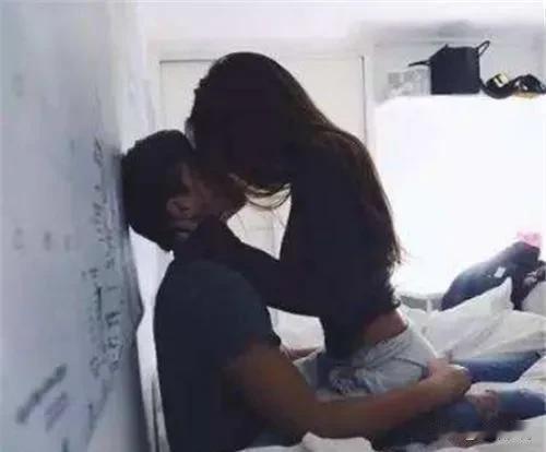 越老越不想碰女人，也许这是年轻时太频繁的原因。记得年轻时，夫妻生活好像当饭吃一样
