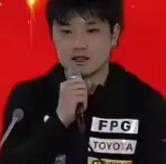 张本智和面对媒体
说出了今年的2个目标
张本智和面对媒体，说出今年的目标有两个，
