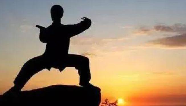 太极快慢转换不丢松沉？吃透3个核心，新手也能练出绵沉劲







练太极的朋