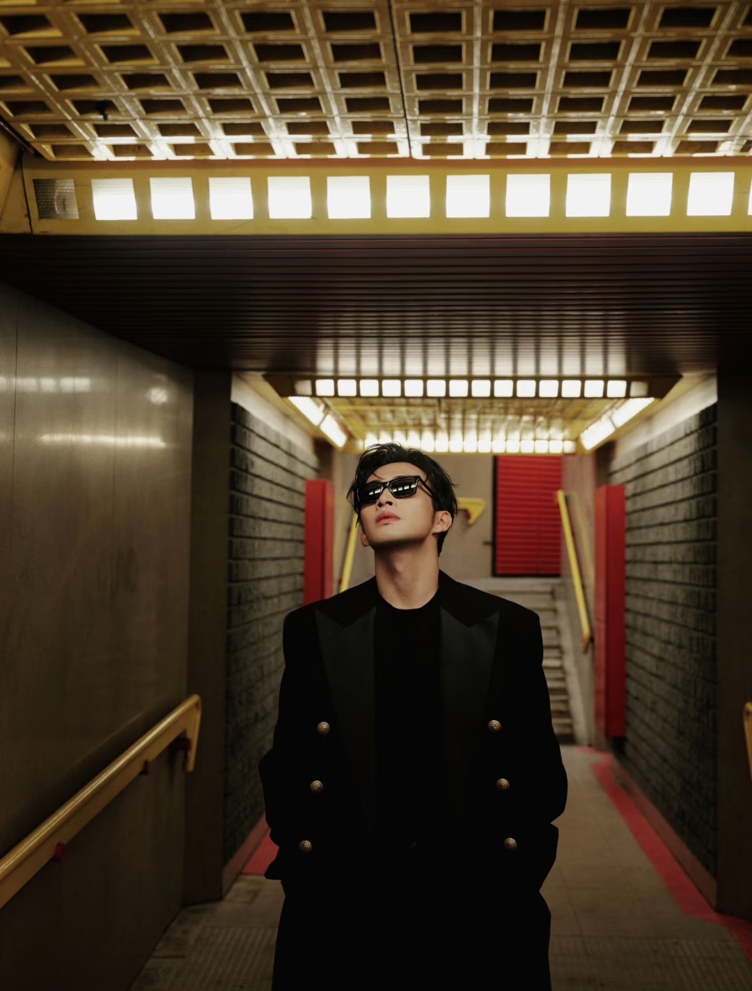 张彬彬的一组写真～“迷失在我的盗梦空间 星游时装周 ” 