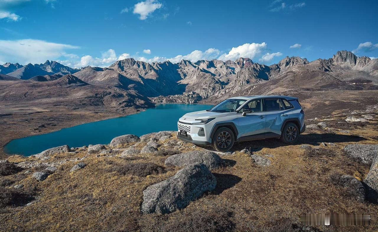 还在为买车养车发愁？全新换代威兰达直接把“省心”拉满，广汽丰田这回是真懂咱们打工