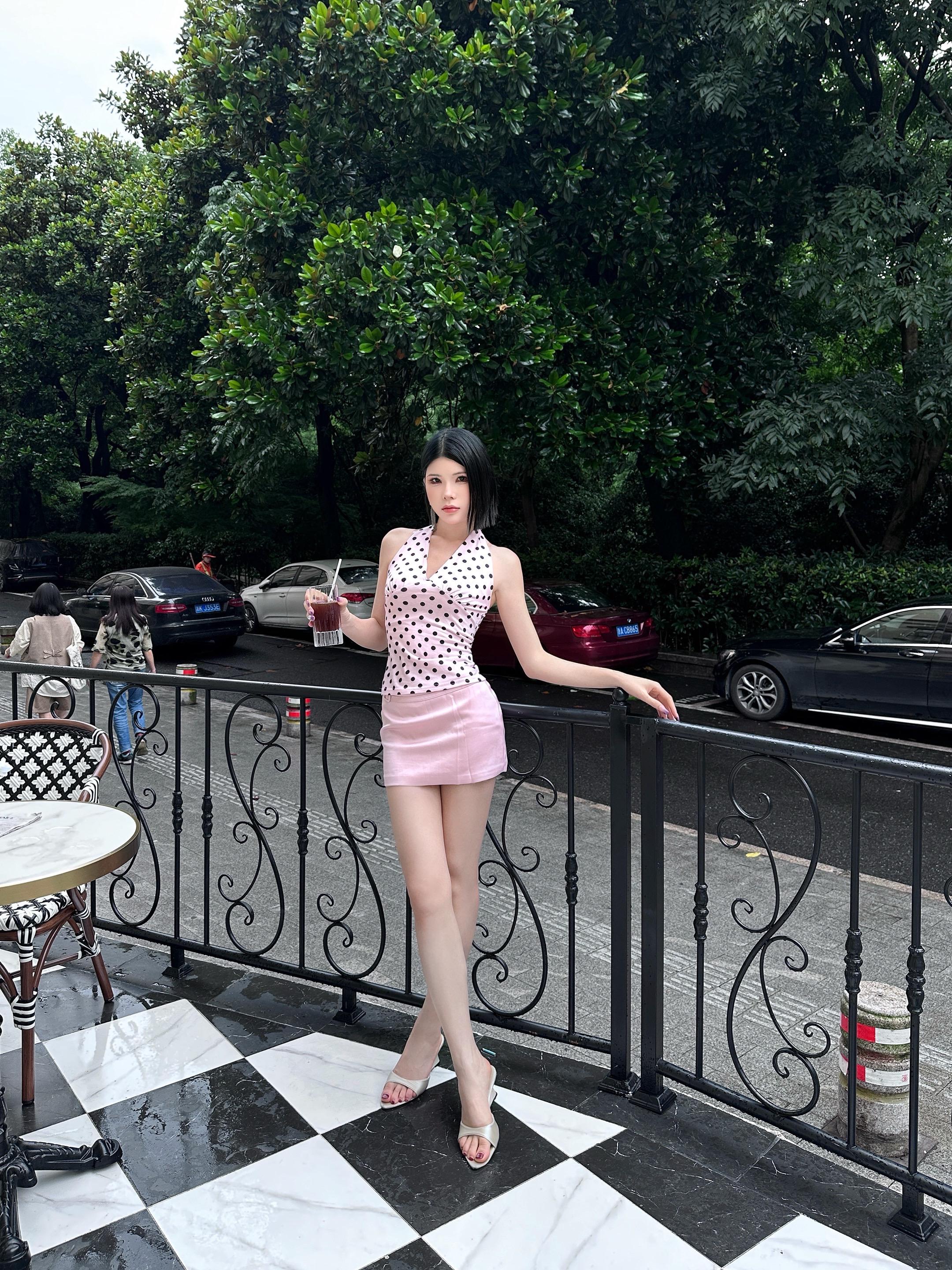 无论是谈恋爱 还是结婚 我不会担心你会不会背叛我 相反担心我自己能爱你多久