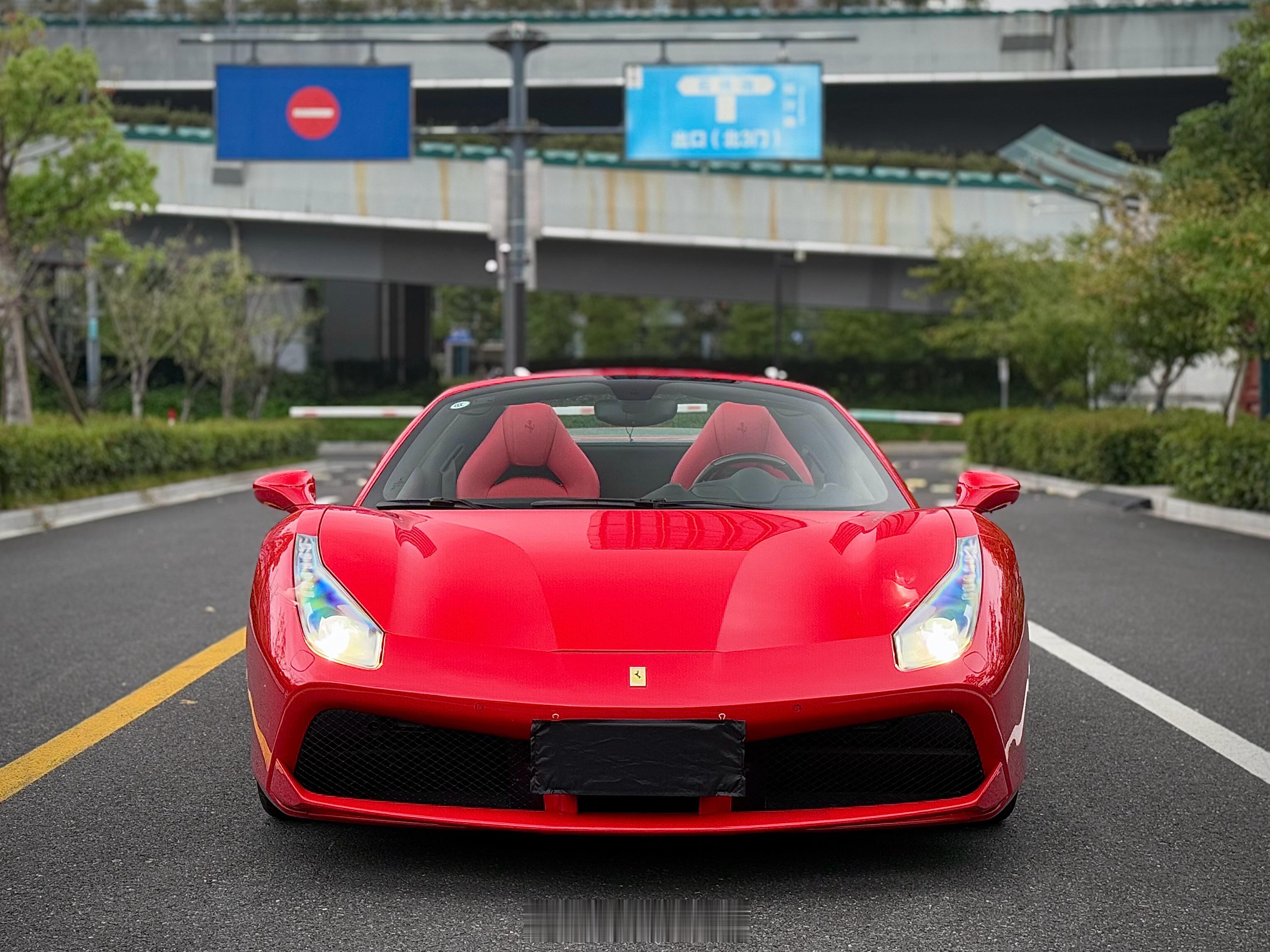 🐎法拉利488敞篷18年上牌，2万公里，极品✅喜欢的联系💰  ​​​