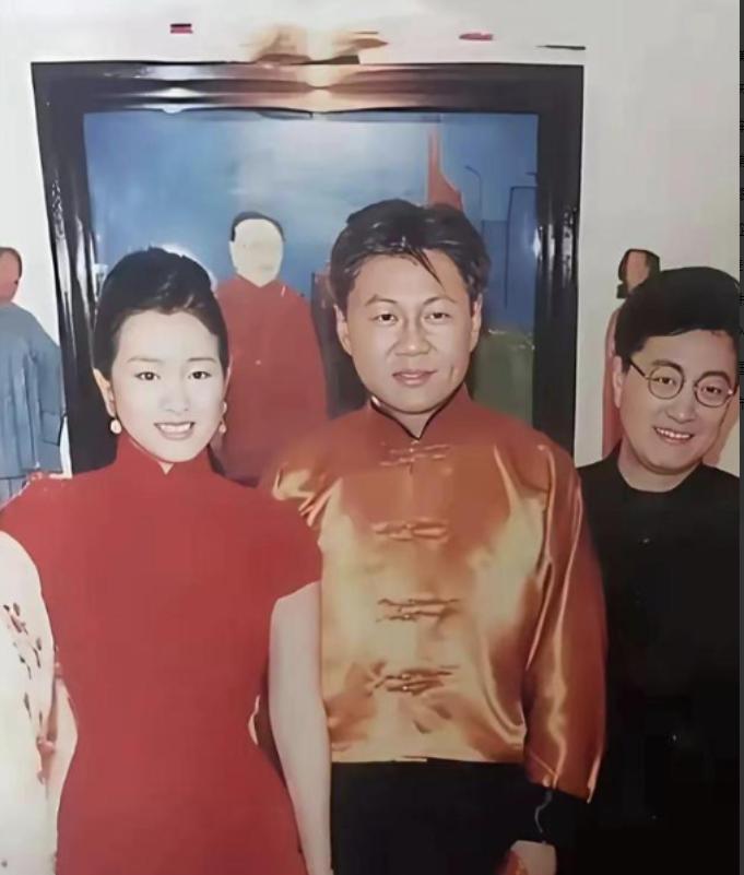 影后巩俐为生子苦熬大半年中药，为爱放下事业隐居新加坡，甘愿褪去星光默默付出！
 