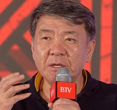 近日，电视剧《冬去春来》热播，总导演郑晓龙在谈到该剧创作时提到，为还原当时的年代