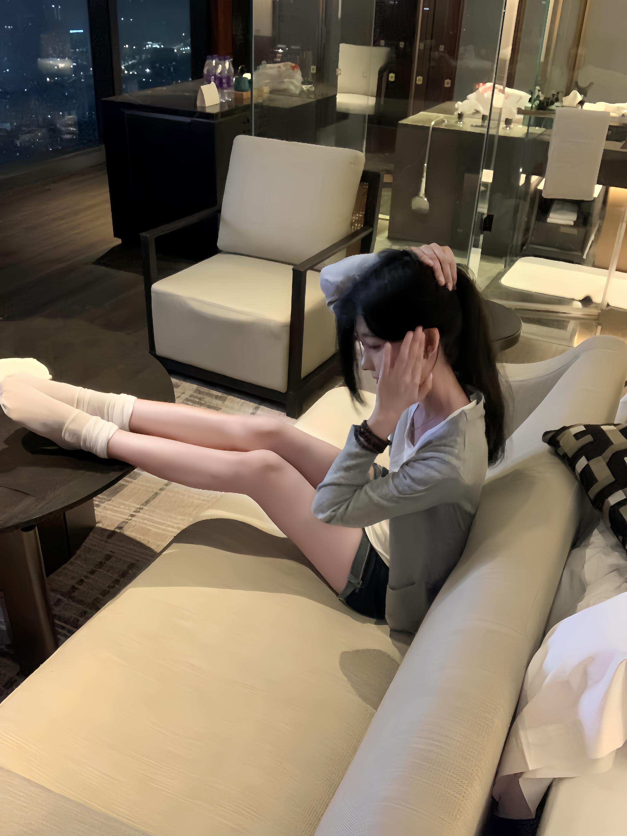 穷极一生 只是为了找到一双愿意为我流泪的眼睛