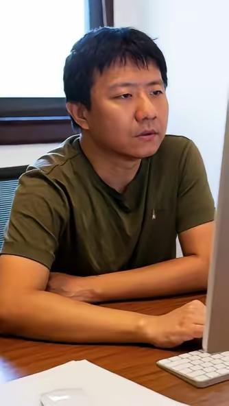 终于明白邓煜为什么不结婚了，
不是没人喜欢他，
而是他才37岁，就已经明白婚姻从