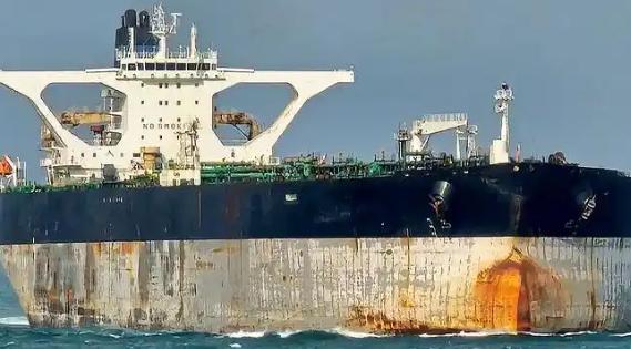 美国扣押俄罗斯油轮，引发的后果可能很严重。有消息称，俄联邦国家杜马议员要求政府对