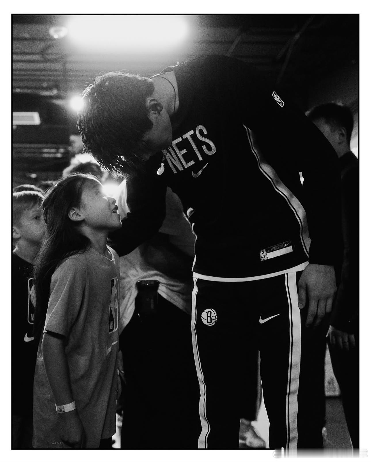 说实话，我不觉得小曾能力完全够不上NBA，之前和外援戴维斯的访谈里也聊了，他最看