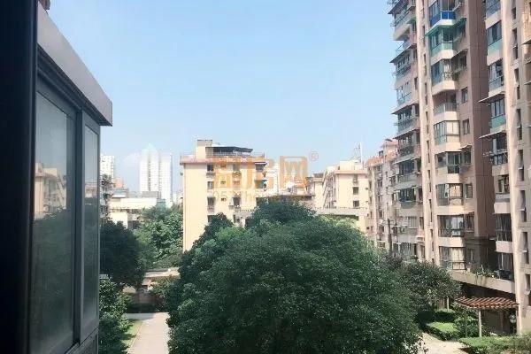 广东广州，30岁男子酒后与失足女约好250元交易，不料两人交易结束后不到5分钟，