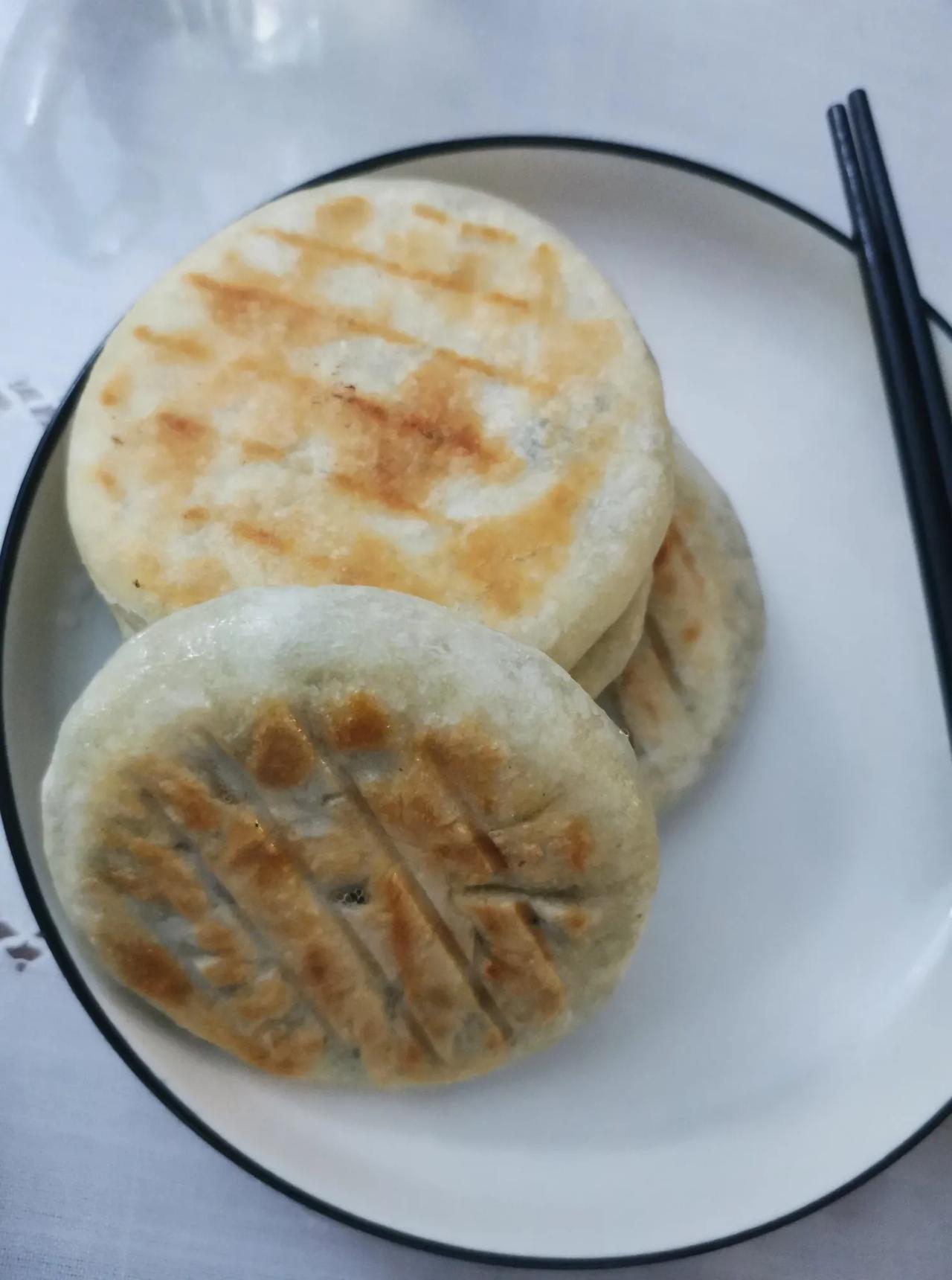 天热，不愛做饭，可不做饭，问题来了，一家子吃什么？
外边买现成的熟品，倒是简单，