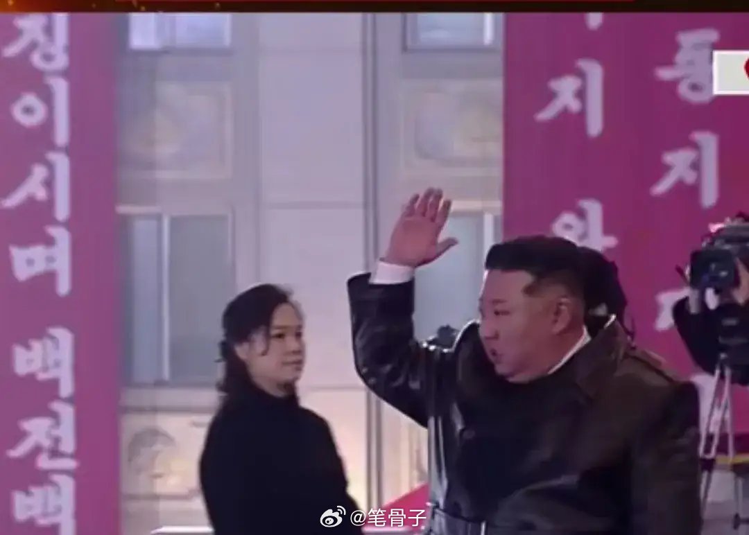 【朝鲜阅兵刚把韩国定性“永远敌人”，美国立马抛出“无条件对话”橄榄枝】这回朝鲜算