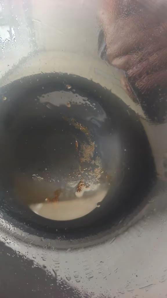 差不多是交了智商税，直播间吹嘘已经开好的锅，绝对不会粘。但锅到手了，决定还是按照
